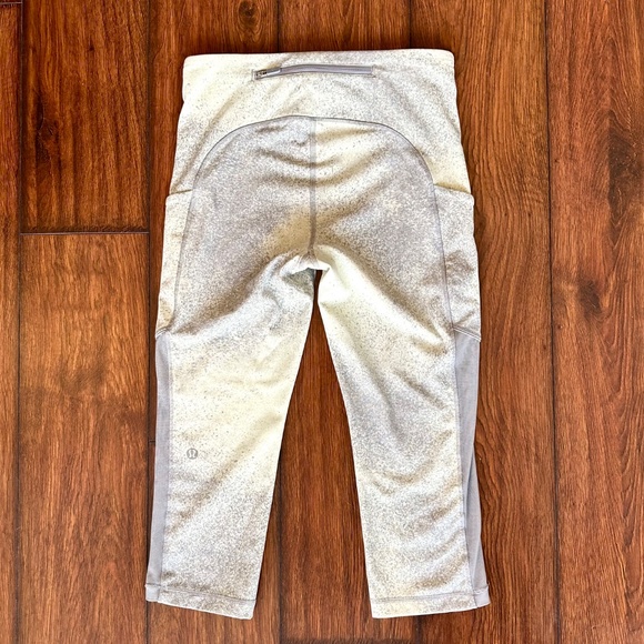 Lululemon speed up crop mesh leggings with pockets - size 4 - Picture 2 of 7